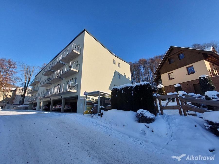 Moderni Apartman Horni Marsov - By Alka Экстерьер фото